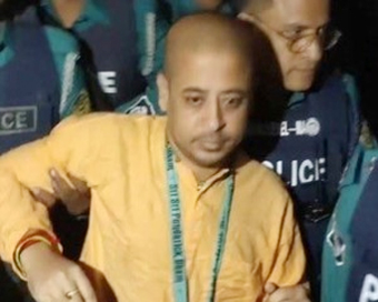 Bangladesh: Lawyers deny to represent Chinmoy Das; bail hearing deferred till Jan 2