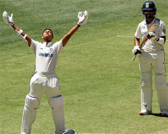 BGT 2024-25 : Yashasvi Jaiswal brilliant century, Rahul departs after record opening-wicket partnership
